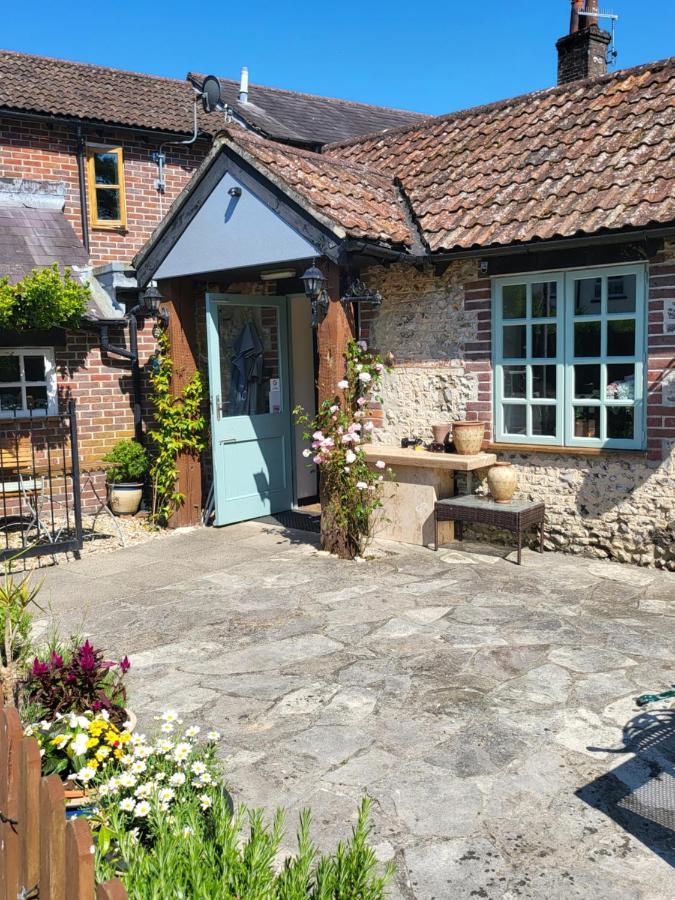 Escape The Ordinary - Piddle Inn The Home Private Self Cater Holiday Дорчестър Екстериор снимка